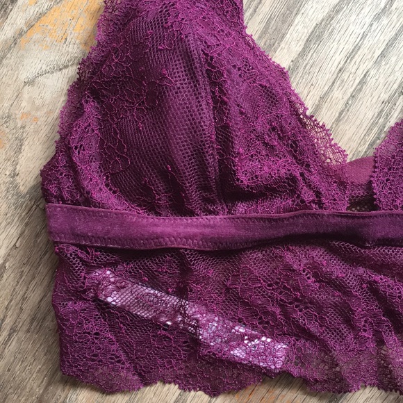 Victoria Secret Lace Bralette - Picture 3 of 6